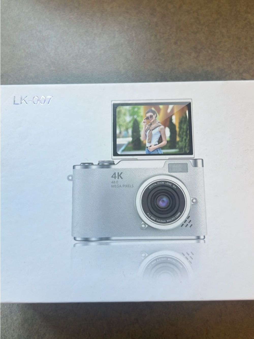 4K Silver Digital Camera with Flip Screen